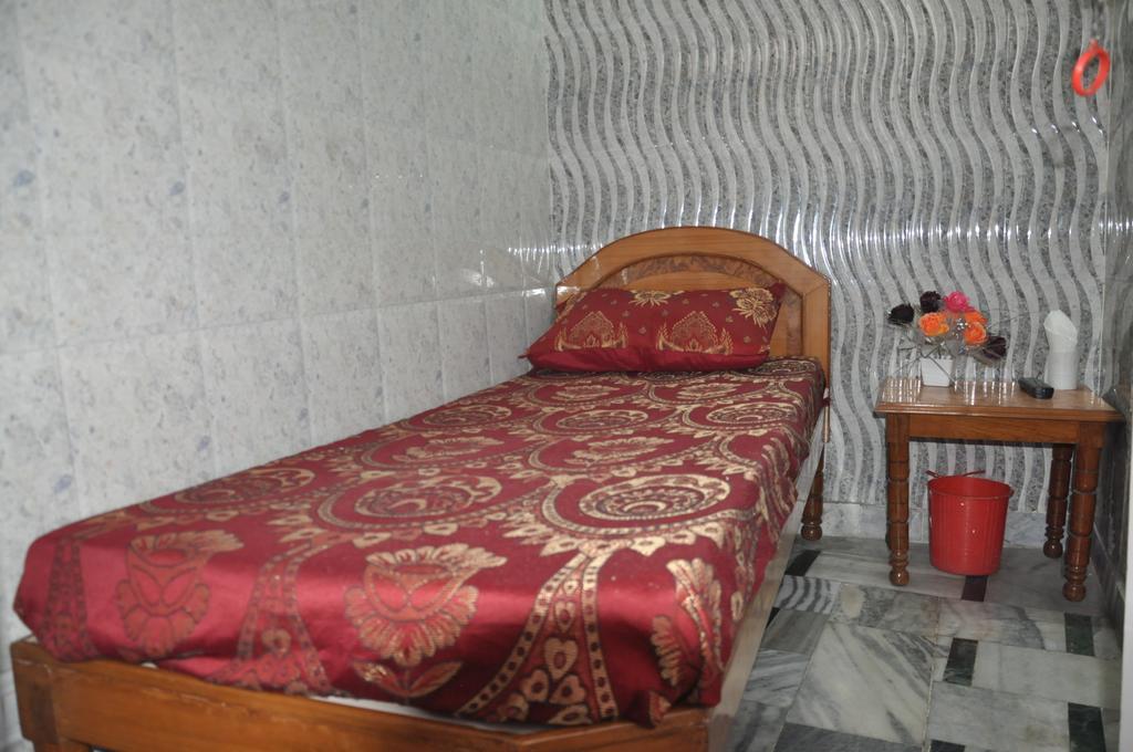 Hotel Pari Jalandhar Exterior foto